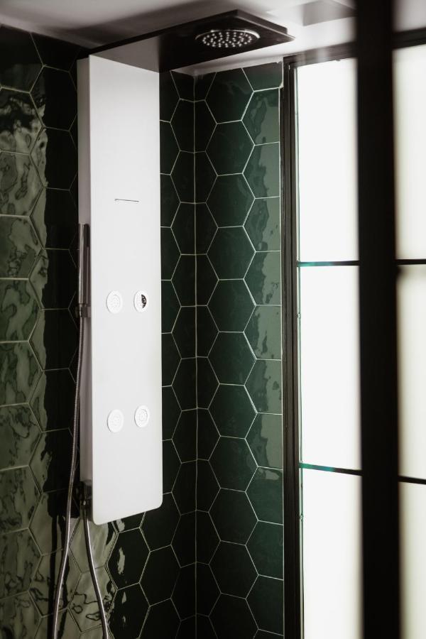 The Bold Type Hotel, A Member Of Design Hotels Patras Ngoại thất bức ảnh